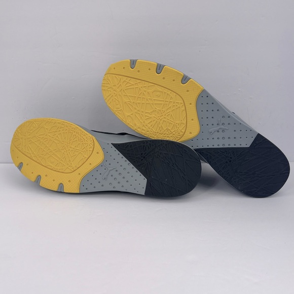 PUMA HAAST DIP DYE MENS TENNIS SHOES, SNEAKERS, BLACK YELLOW & GREY, SIZE 11 - Picture 13 of 16